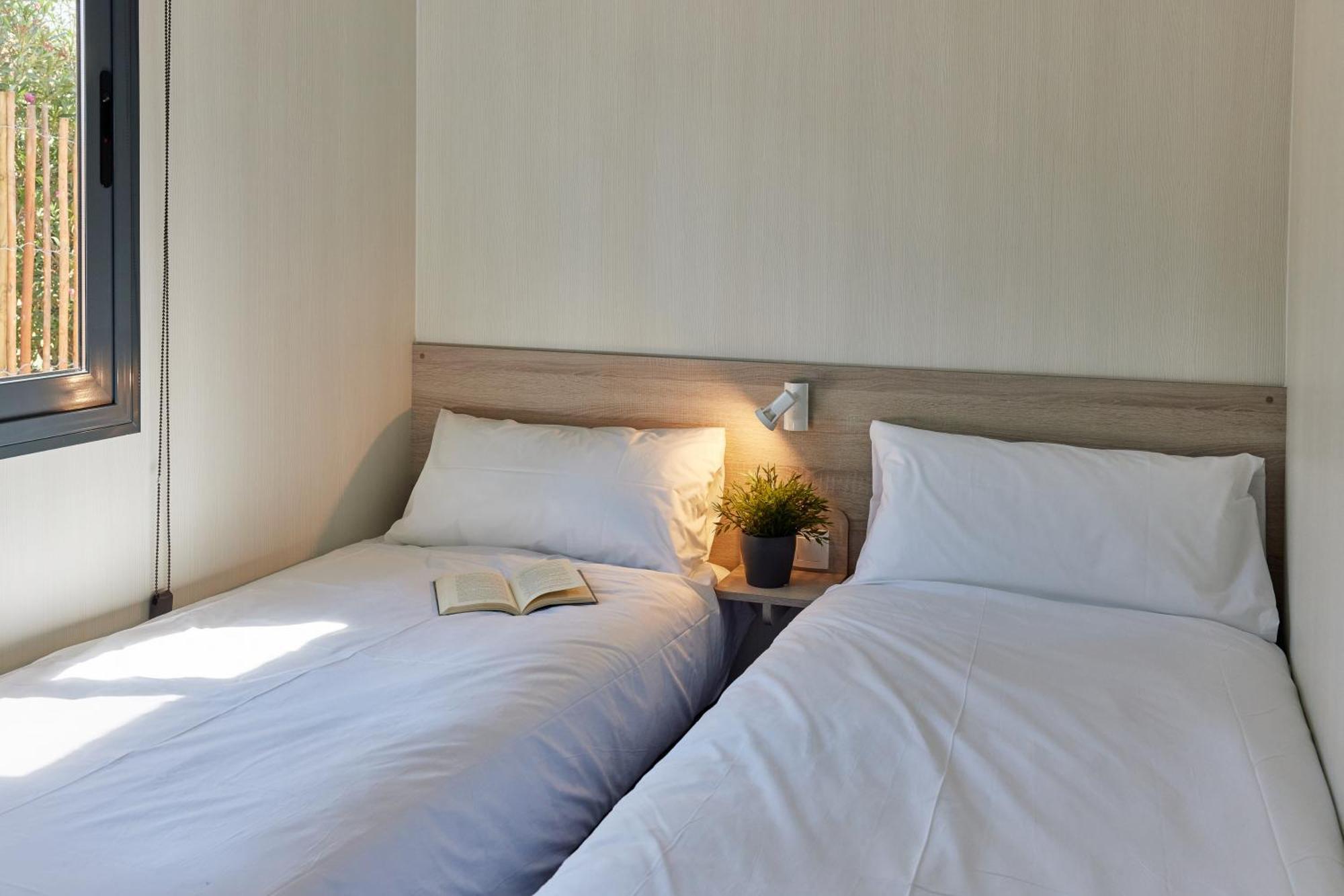 Taiga Lake Caspe Room photo